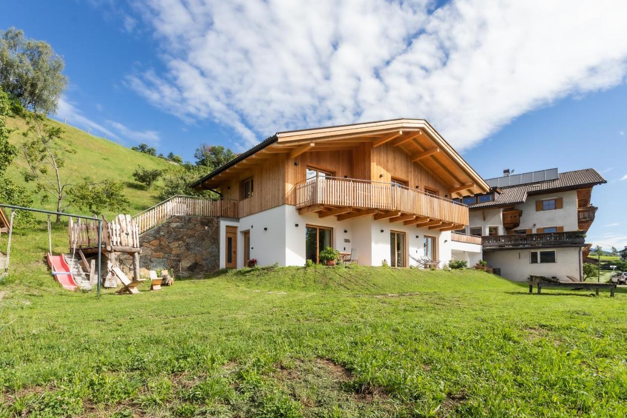 Hauserhof Chalet In Villanders - Moderne Wohnungen Mit 2 Badezimmer Und 2 Schlafzimmer Dış mekan fotoğraf